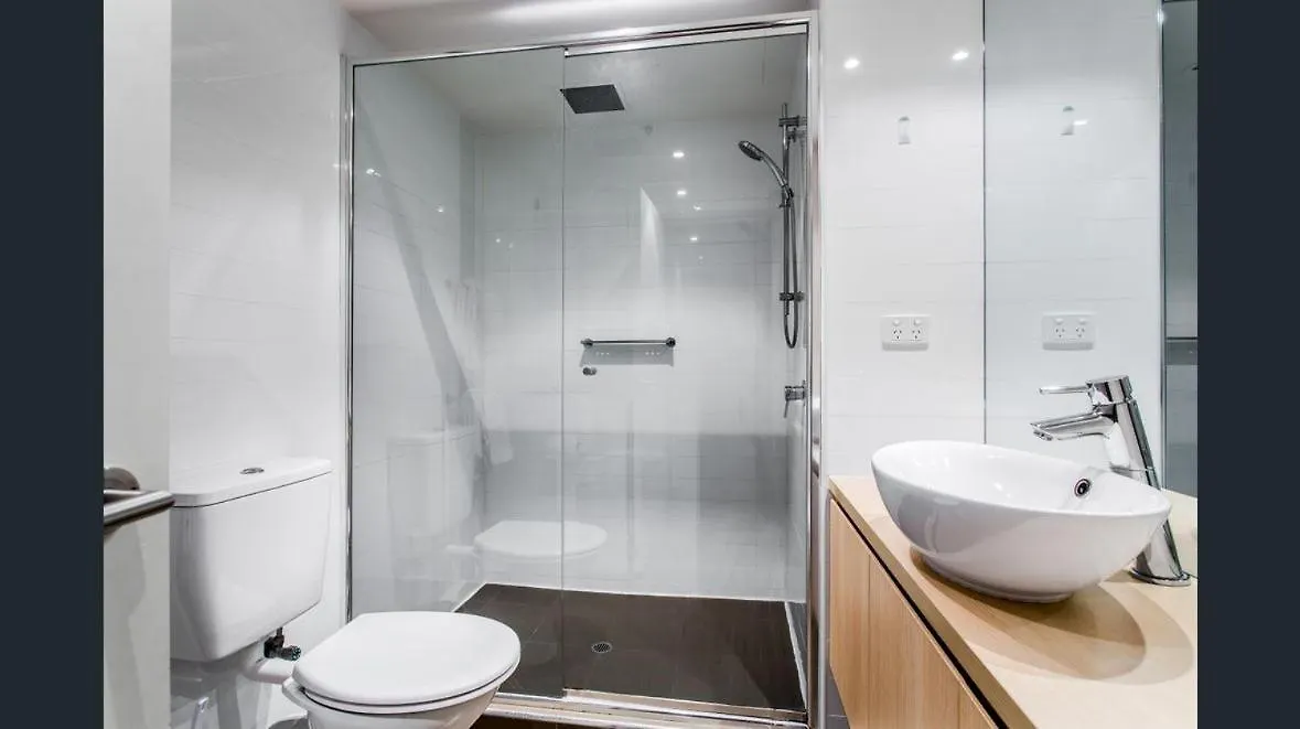 Hi 5 Star Luxury Adelaide City Apartment