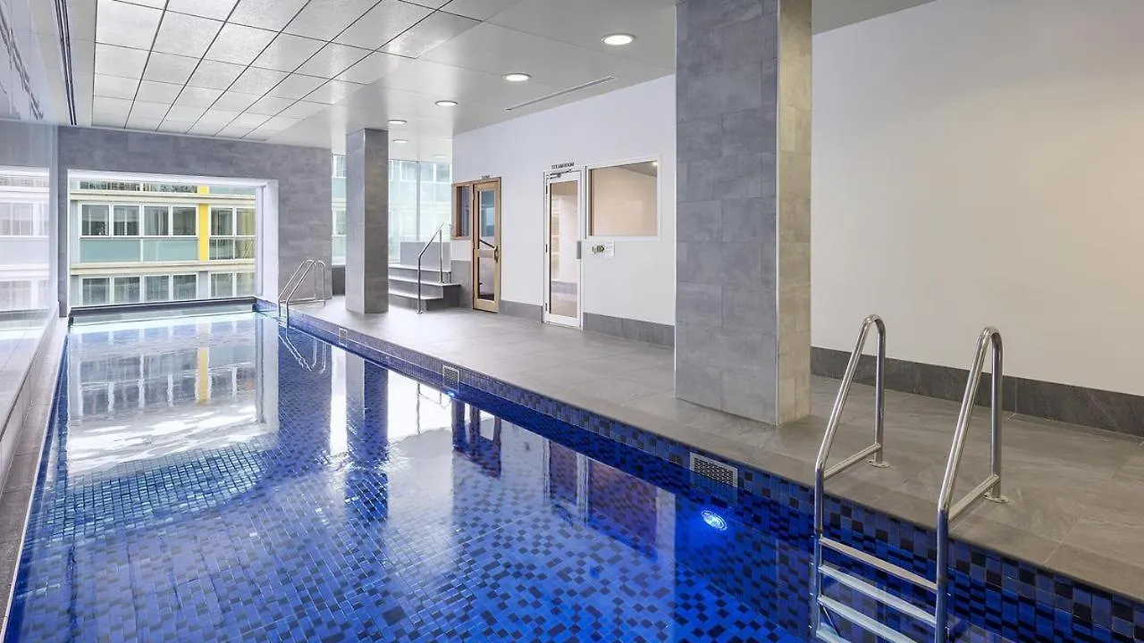 Hi 5 Star Luxury Adelaide City Apartment